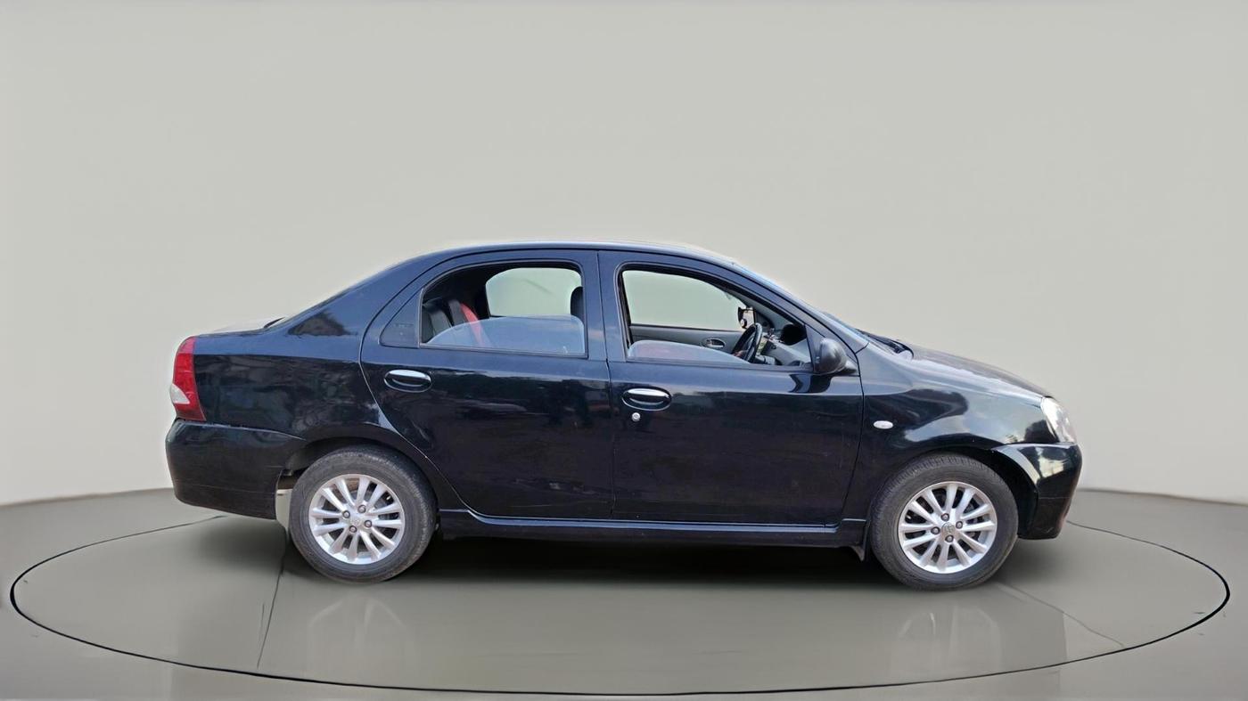 2011 Toyota Etios V, Petrol, Manual, 1,45,011 km, exterior