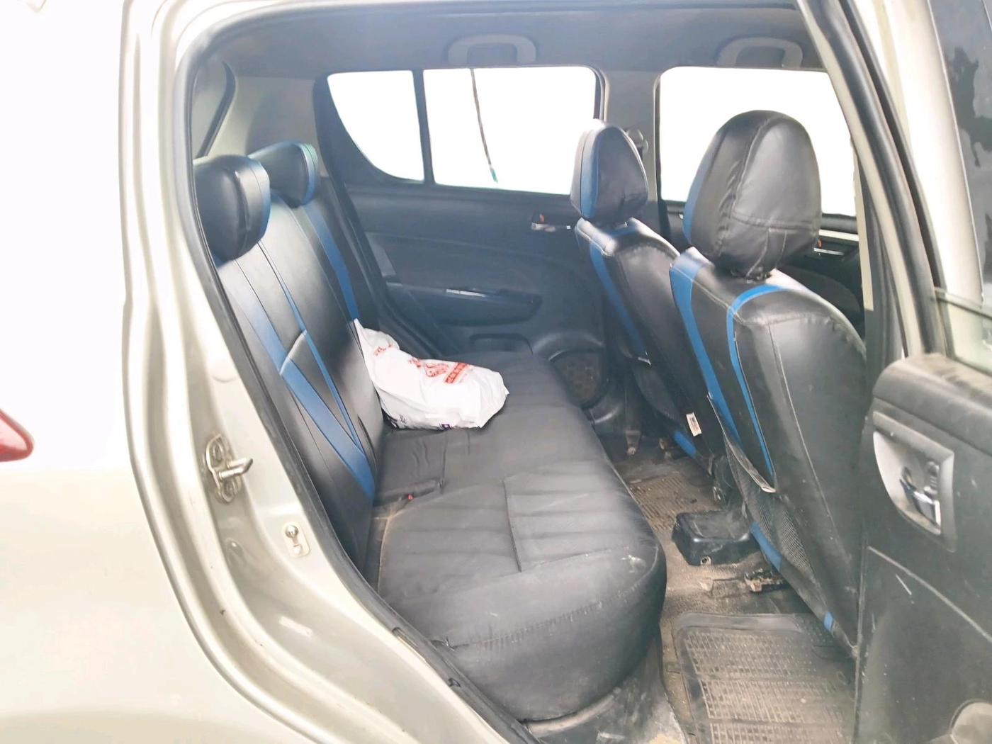 2012 Maruti Swift VDI, Diesel, Manual, 1,74,428 km, interior