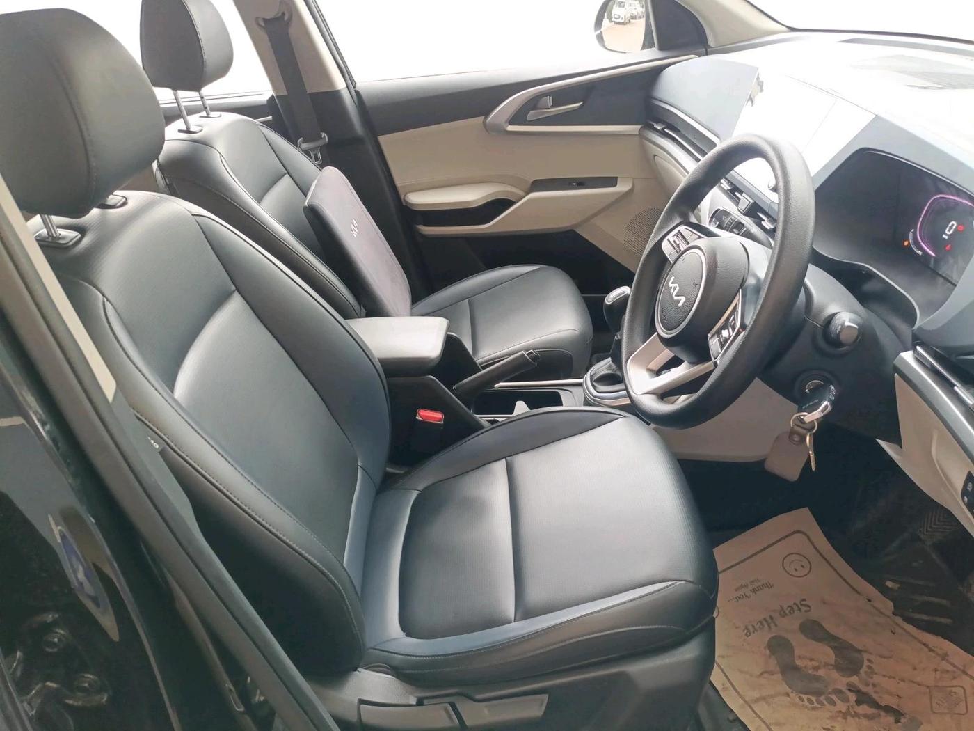 2025 KIA CARENS Premium (O) 1.5 Petrol 7 STR, Petrol, Manual, 23,733 km, interior