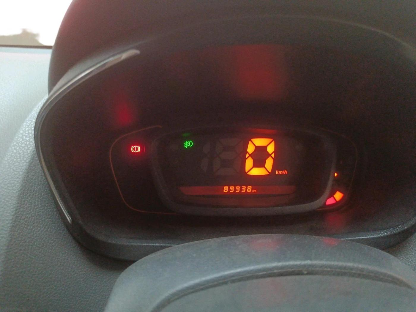 2016 Renault Kwid RXT 0.8, Petrol, Manual, 89,938 km, interior