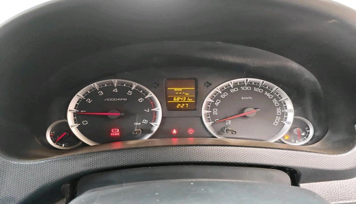 2013 Maruti Swift VXI, Petrol, Manual, 68,431 km, interior