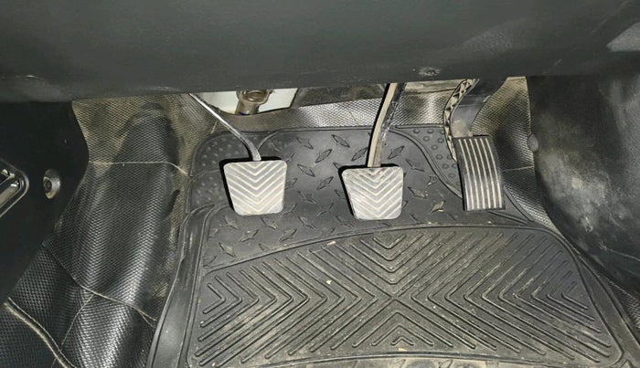 2024 KIA SONET HTK (O) 1.2 Petrol MT, Petrol, Manual, 44,463 km, interior