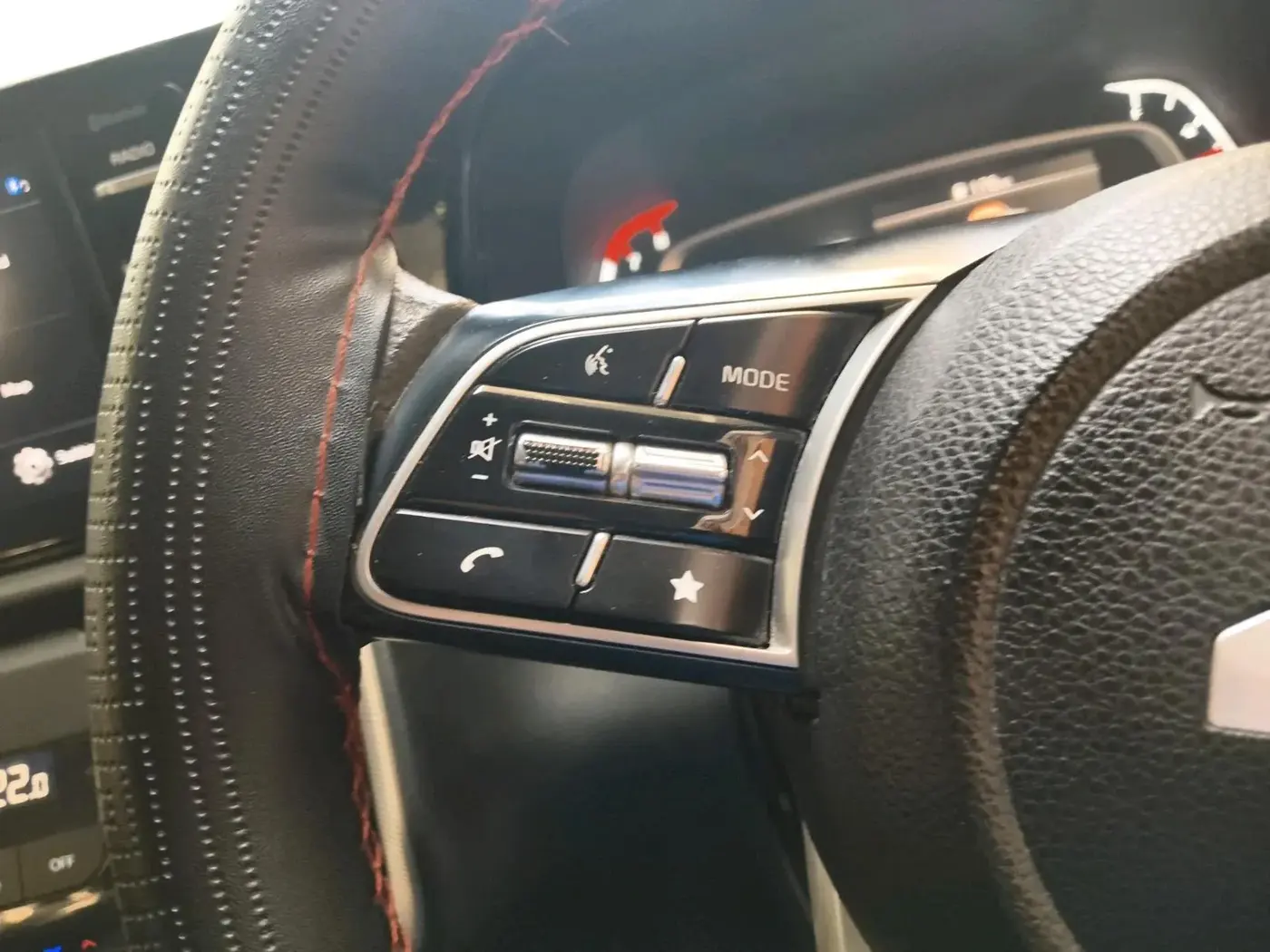 2024 KIA SONET HTK (O) 1.2 Petrol MT, Petrol, Manual, 44,463 km, interior