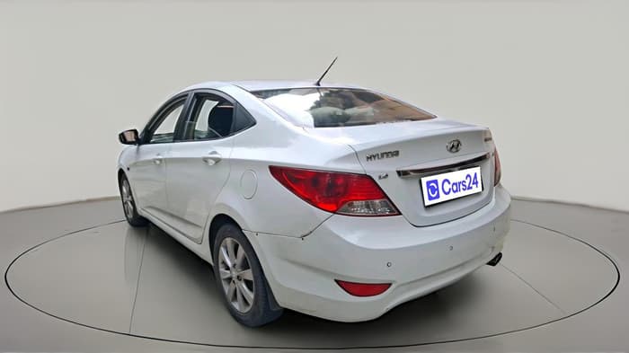2012 Hyundai Verna FLUIDIC 1.6 CRDI SX, Diesel, Manual, 1,79,154 km, exterior