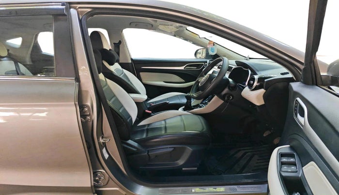 2025 MG ASTOR Sprint 1.5 MT (Ivory), Petrol, Manual, 10,171 km, interior