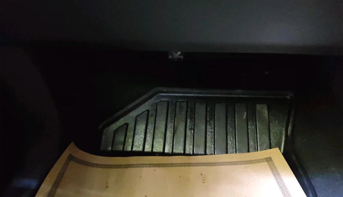 2025 MG ASTOR Sprint 1.5 MT (Ivory), Petrol, Manual, 10,171 km, interior