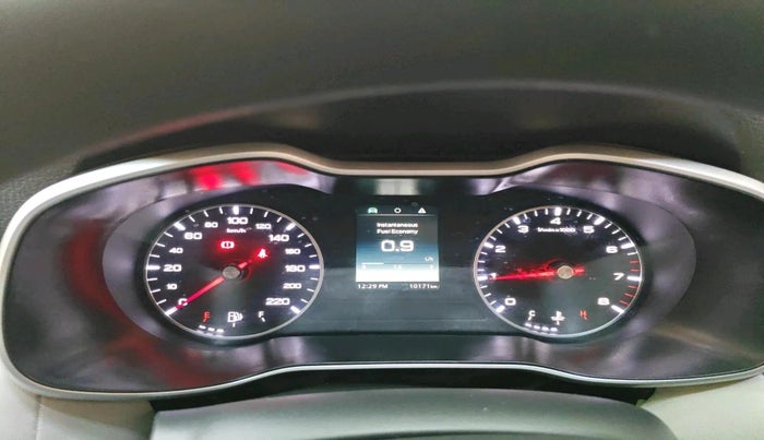 2025 MG ASTOR Sprint 1.5 MT (Ivory), Petrol, Manual, 10,171 km, interior