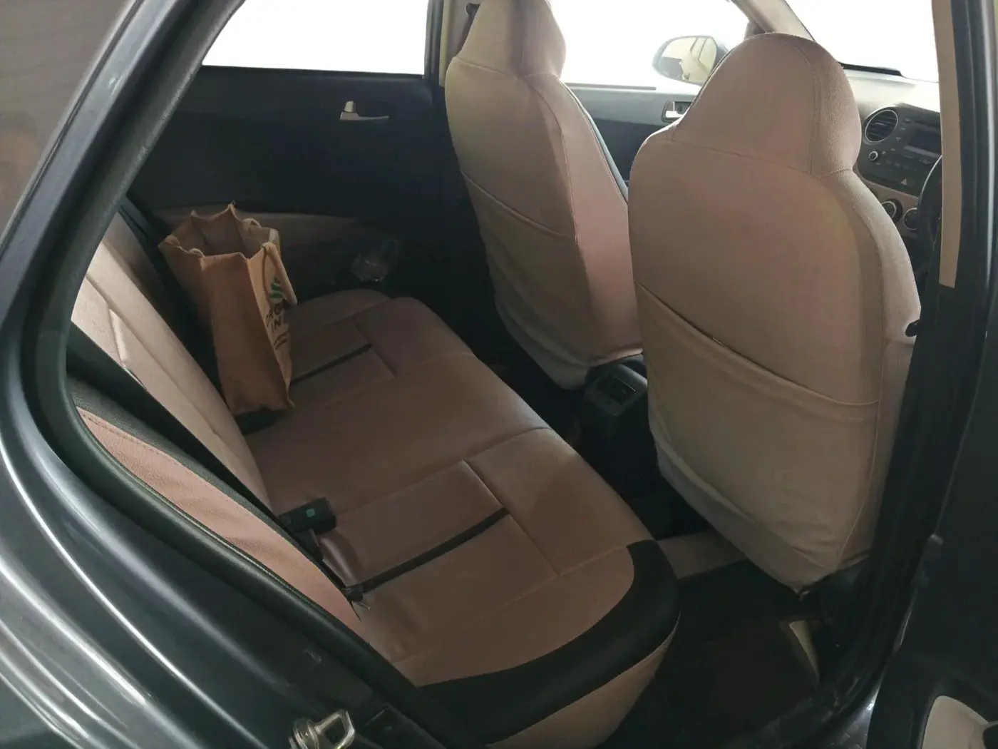 2015 Hyundai Grand i10 ASTA 1.2 KAPPA VTVT, Petrol, Manual, 68,274 km, interior