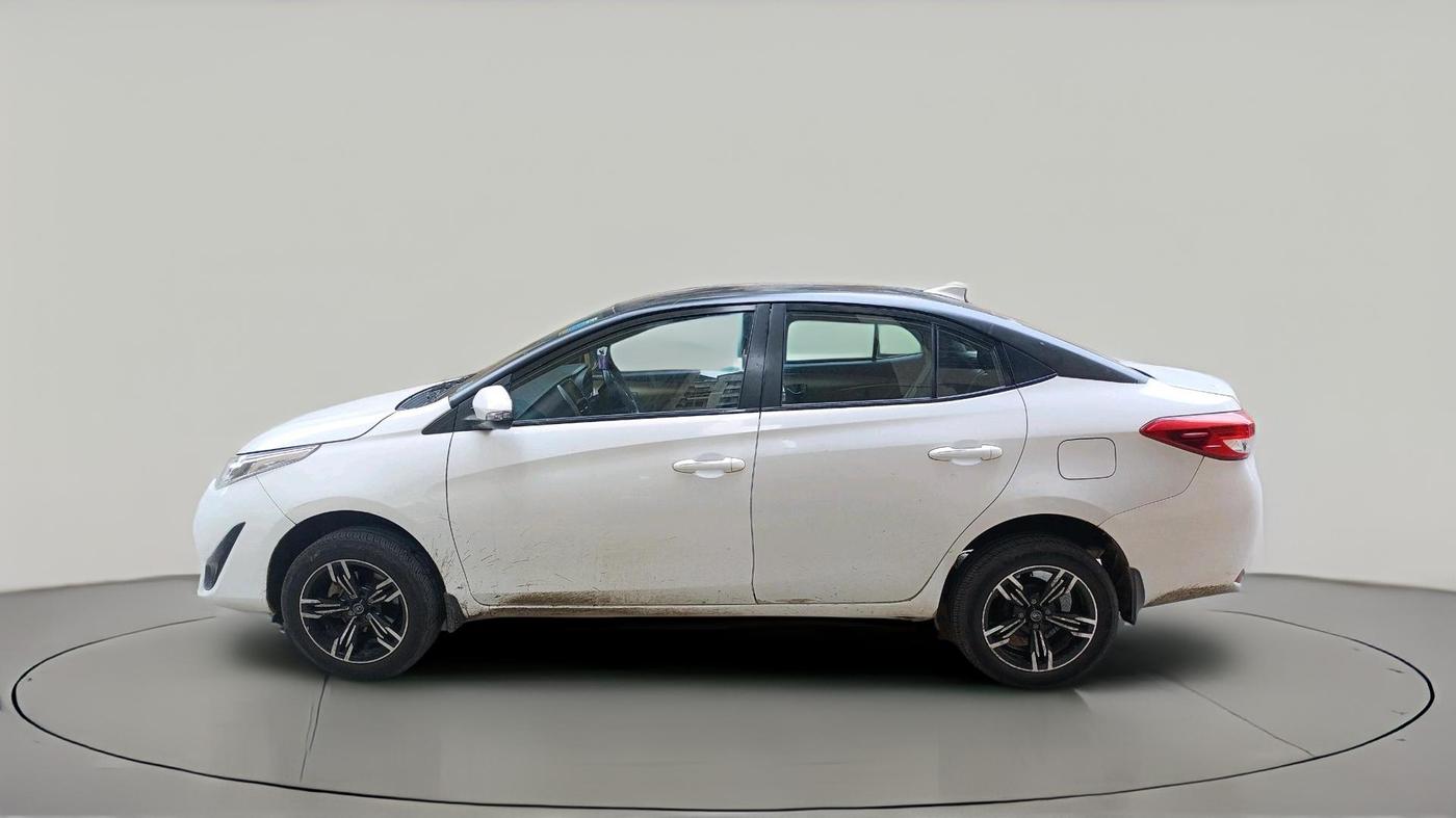 2018 Toyota YARIS G MT, Petrol, Manual, 92,365 km, exterior