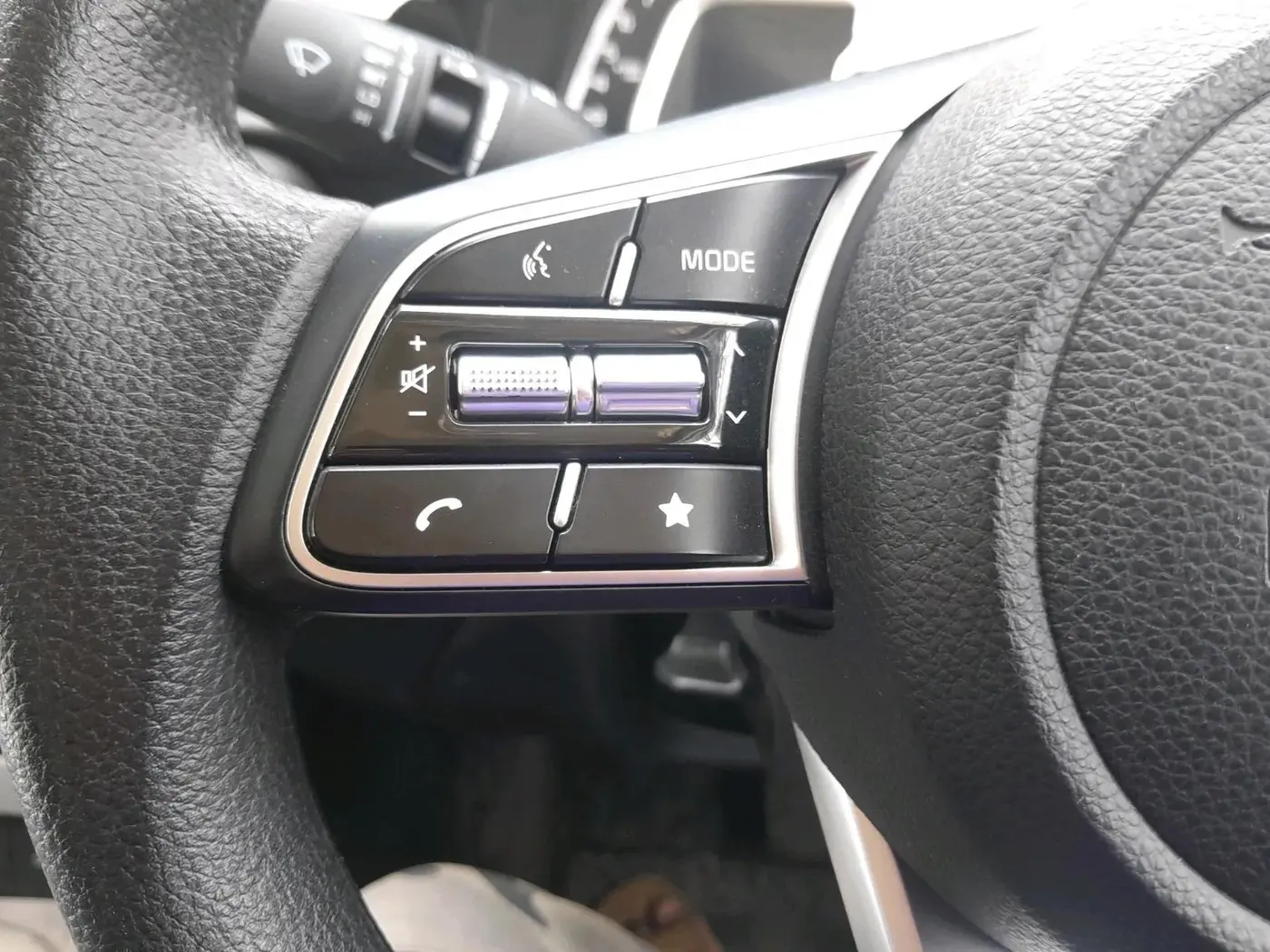 2024 KIA SONET HTK PLUS 1.0 TURBO PETROL IMT, Petrol, Manual, 13,472 km, interior