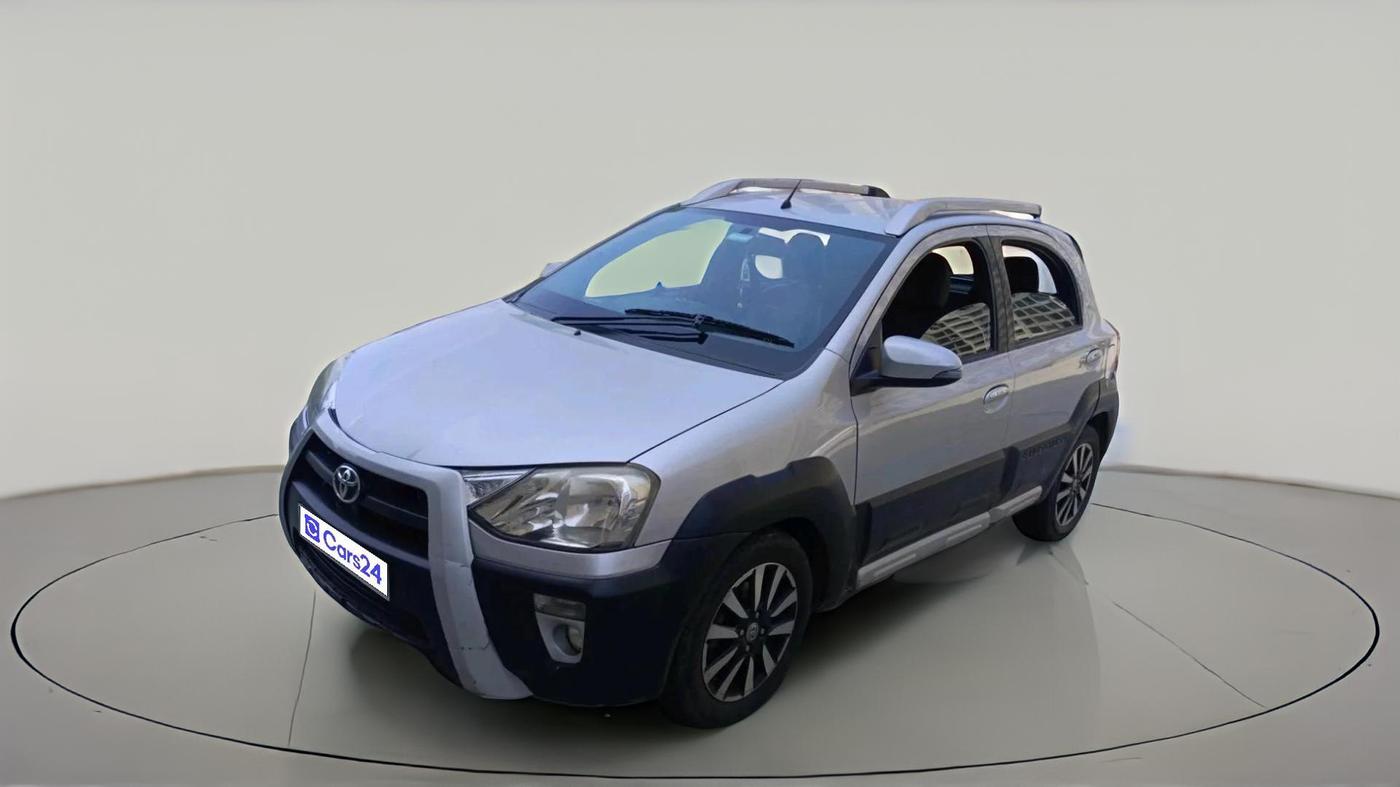 2015 Toyota Etios CROSS 1.5 V, Petrol, Manual, 1,46,251 km, exterior