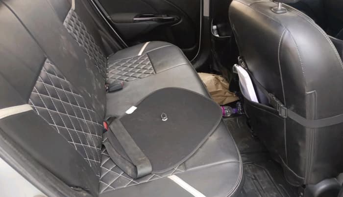 2015 Toyota Etios CROSS 1.5 V, Petrol, Manual, 1,46,251 km, interior