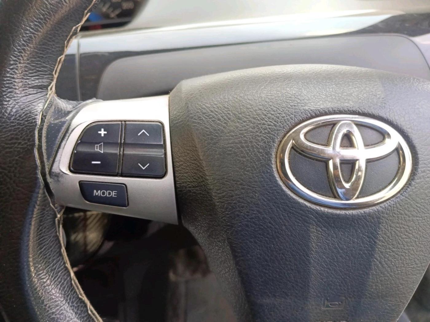 2015 Toyota Etios CROSS 1.5 V, Petrol, Manual, 1,46,251 km, interior