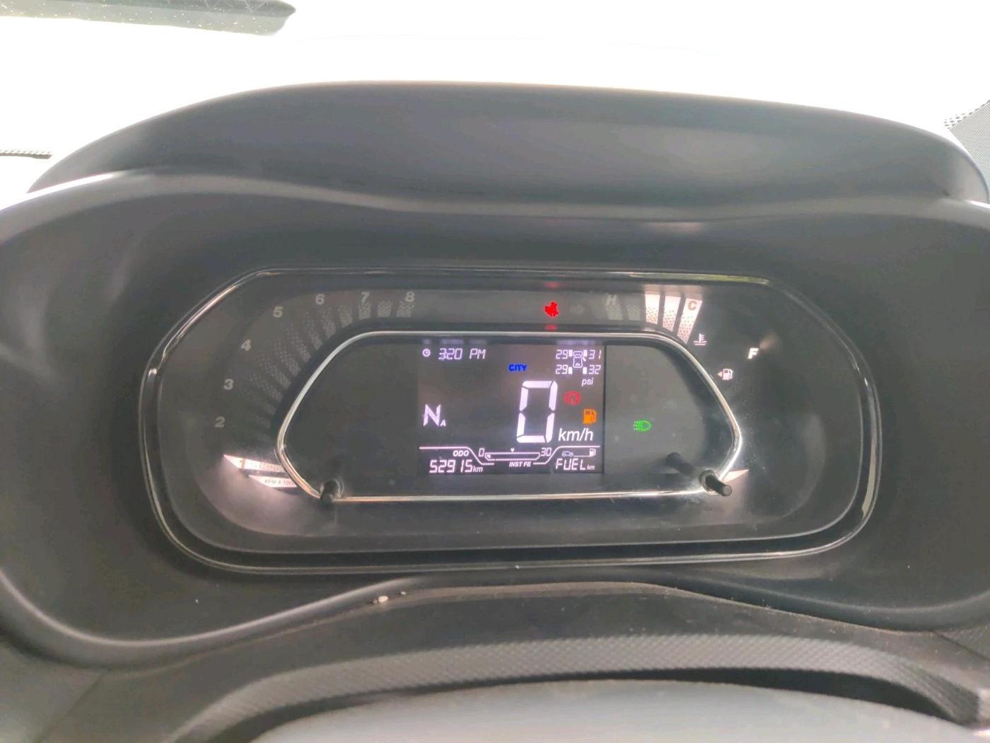 2021 Tata NEXON XZA PLUS (O) DIESEL DARK EDITION, Diesel, Automatic, 52,915 km, interior
