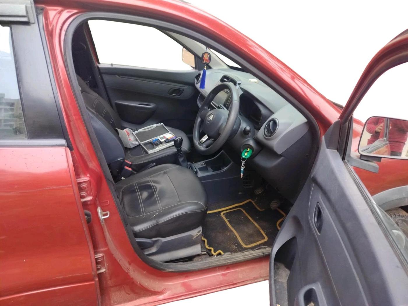 2015 Renault Kwid RXT 0.8, Petrol, Manual, 31,675 km, interior