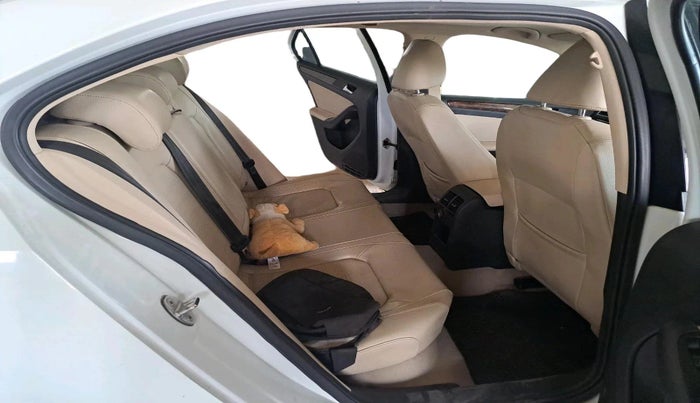 2015 Volkswagen Jetta HIGHLINE TDI AT, Diesel, Automatic, 60,250 km, interior