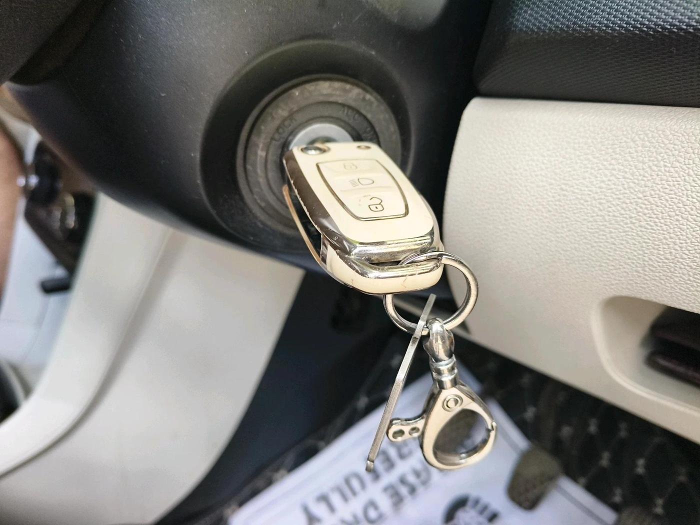 2022 Tata Tiago XZ PLUS PETROL, Petrol, Manual, 39,488 km, interior