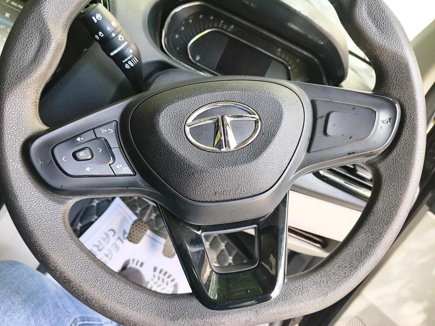 2022 Tata Tiago XZ PLUS PETROL, Petrol, Manual, 39,488 km, interior