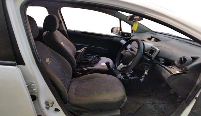 2011 Chevrolet Beat LT PETROL, Petrol, Manual, 38,619 km, interior