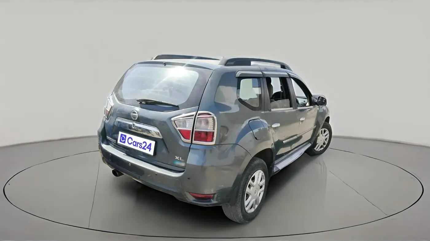 2013 Nissan Terrano XL (D), Diesel, Manual, 1,80,580 km, exterior
