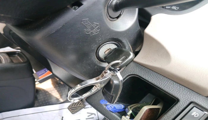 2013 Maruti Wagon R 1.0 LXI, Petrol, Manual, 78,902 km, interior