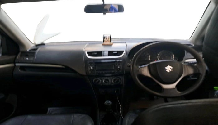2014 Maruti Swift VXI, CNG, Manual, 1,45,419 km, interior