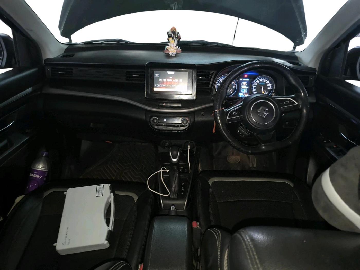 2025 Maruti XL6 ZETA AT, Petrol, Automatic, 18,804 km, interior
