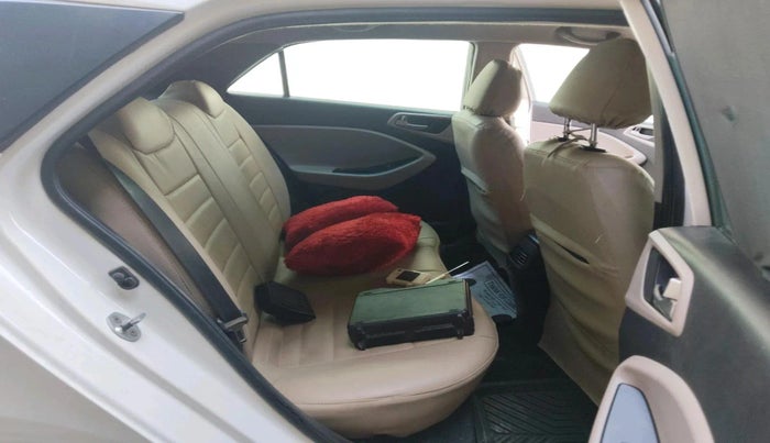 2014 Hyundai Elite i20 MAGNA 1.4 CRDI, Diesel, Manual, 1,01,839 km, interior