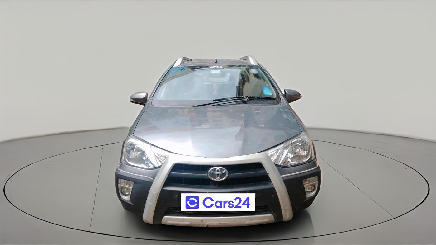 2014 Toyota Etios CROSS 1.5 V, Petrol, Manual, 1,08,218 km, exterior