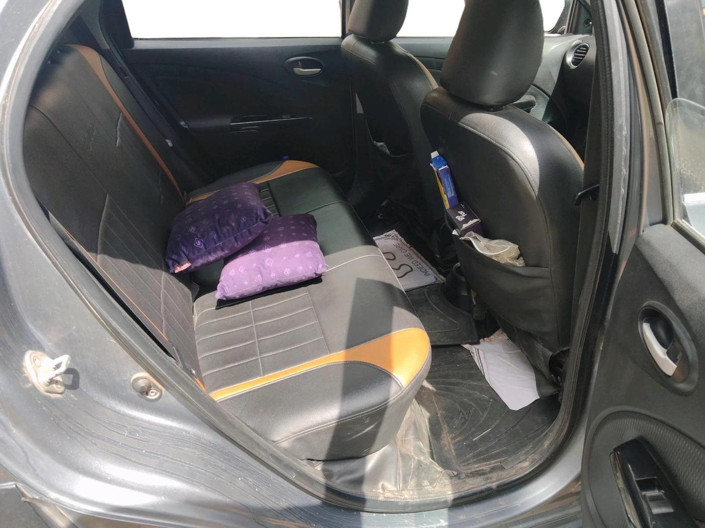 2014 Toyota Etios CROSS 1.5 V, Petrol, Manual, 1,08,218 km, interior