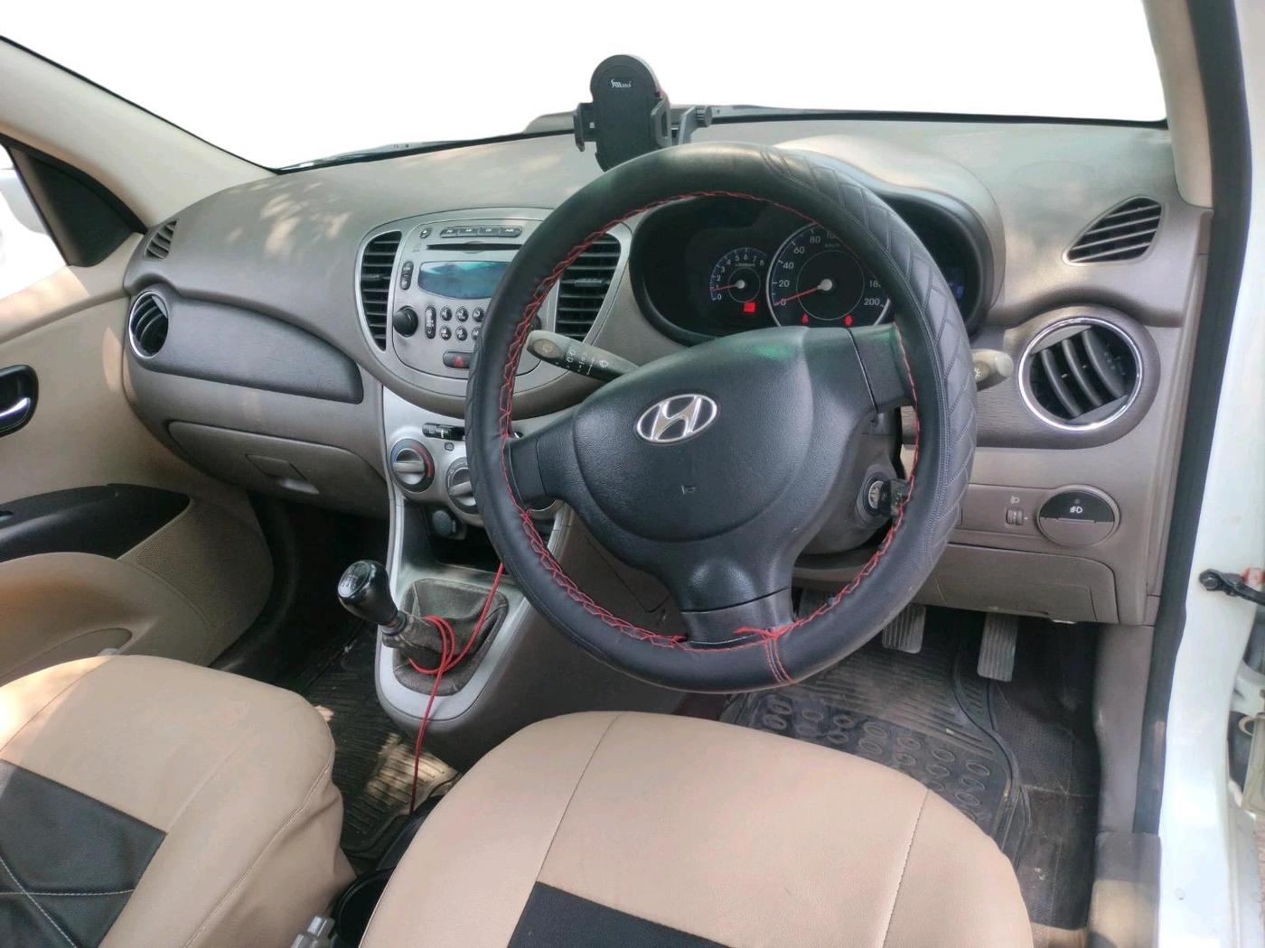 2010 Hyundai i10 SPORTZ 1.1, Petrol, Manual, 67,091 km, interior