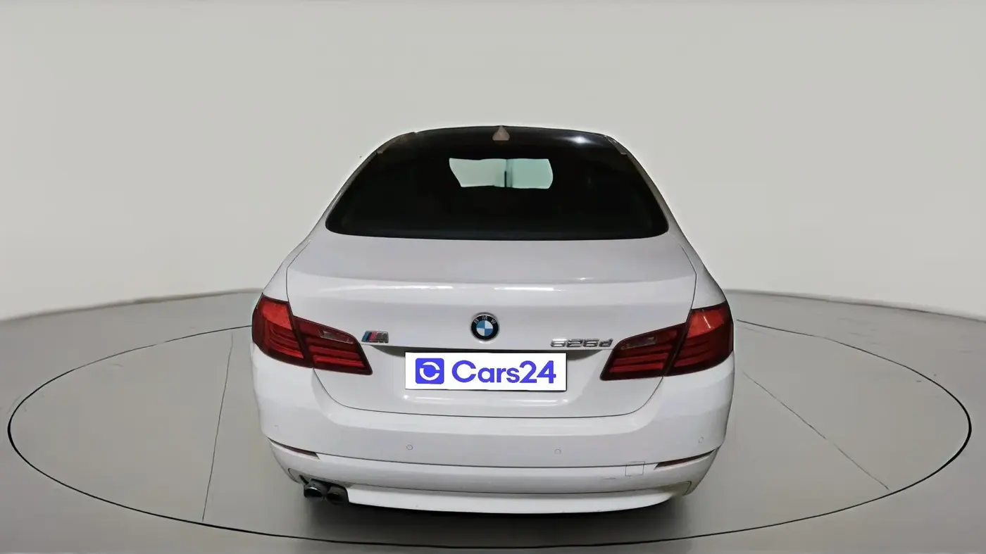 2011 BMW 5 Series 525D 3.0, Diesel, Automatic, 1,01,572 km, exterior