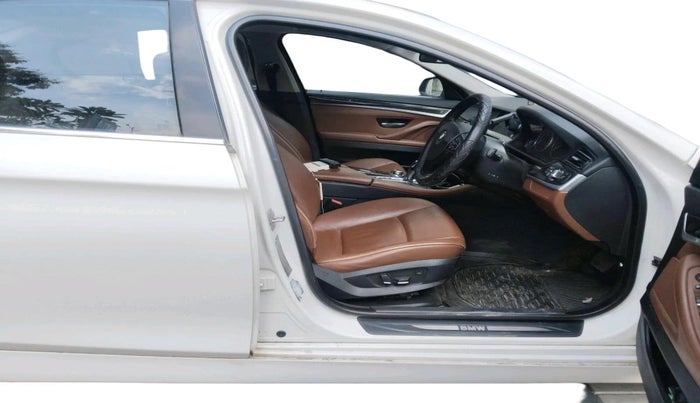 2011 BMW 5 Series 525D 3.0, Diesel, Automatic, 1,01,572 km, interior