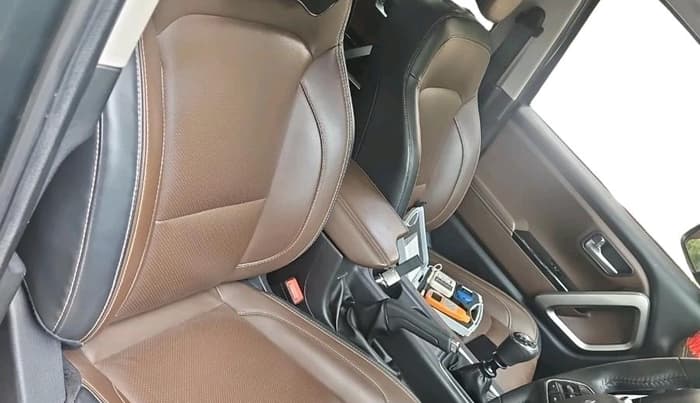 2023 Mahindra SCORPIO-N Z8 L DIESEL MT 2WD 7 STR, Diesel, Manual, 35,436 km, interior