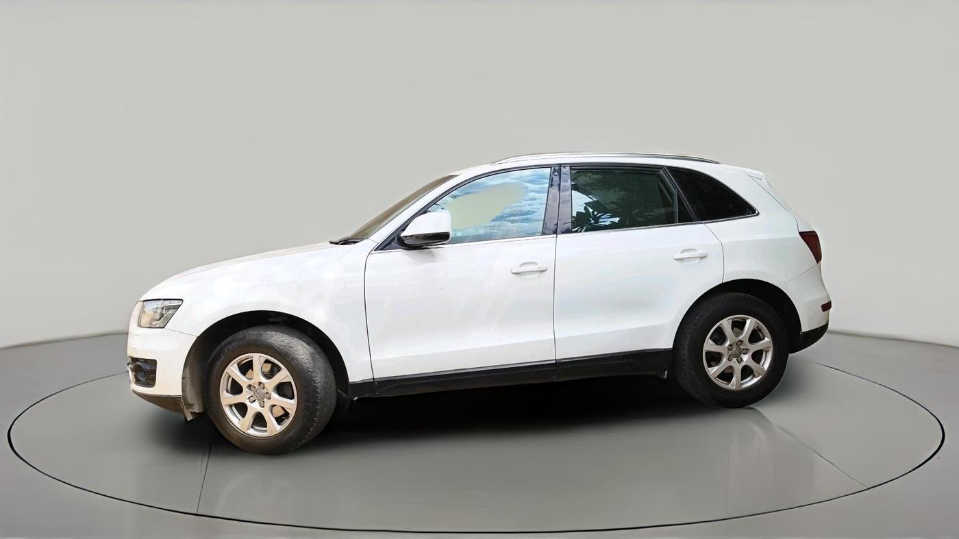 2011 Audi Q5 2.0 TDI QUATTRO, Diesel, Automatic, 1,70,009 km, exterior