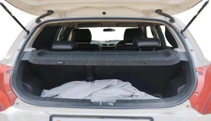 2013 Maruti Swift VXI, Petrol, Manual, 75,313 km, exterior