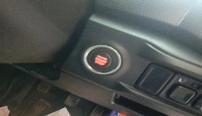 2022 Toyota URBAN CRUISER PREMIUM GRADE MT, Petrol, Manual, 28,881 km, interior