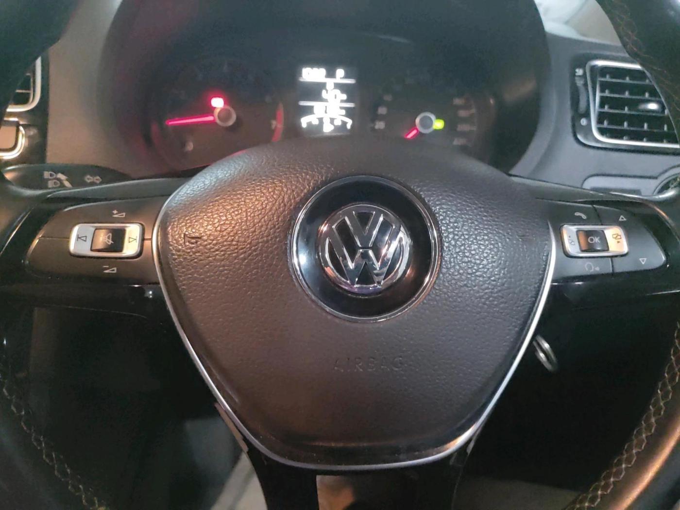 2015 Volkswagen Polo GT TSI AT, Petrol, Automatic, 62,199 km, interior