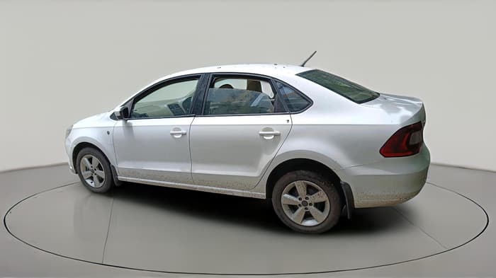 2014 Skoda Rapid 1.5 TDI CR ELEGANCE AT, Diesel, Automatic, 1,09,235 km, exterior