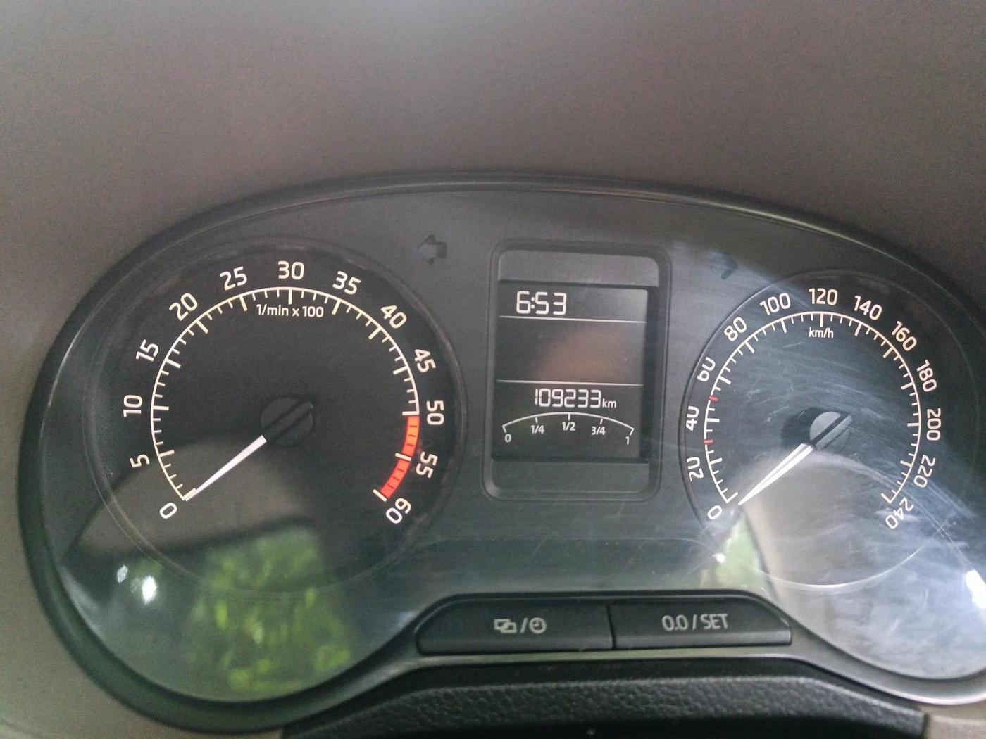 2014 Skoda Rapid 1.5 TDI CR ELEGANCE AT, Diesel, Automatic, 1,09,235 km, interior