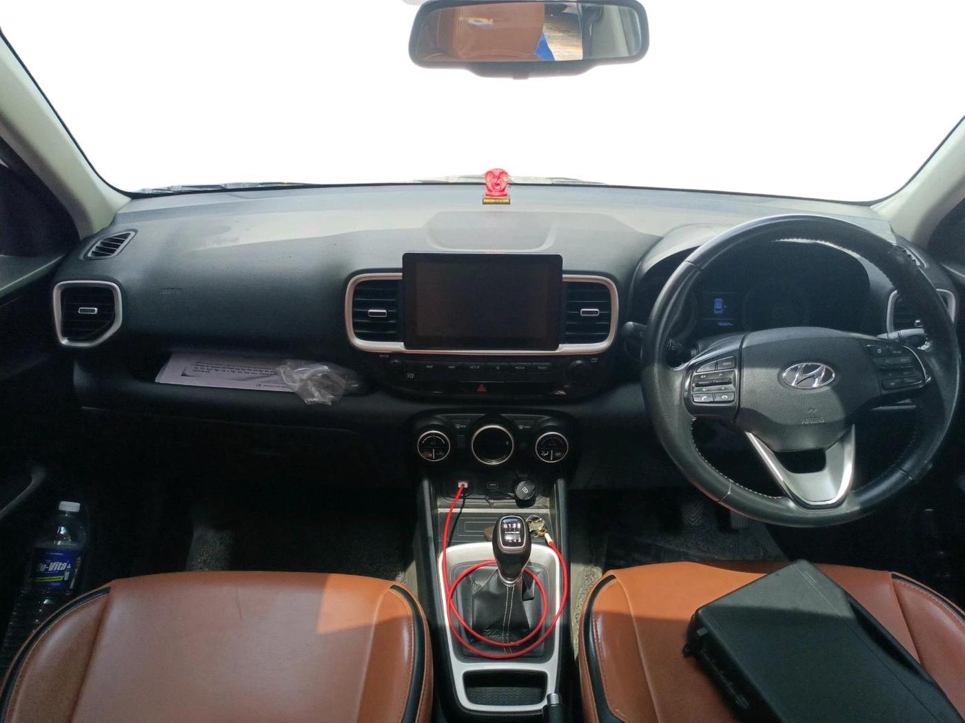 2019 Hyundai VENUE SX(O) 1.4 CRDI, Diesel, Manual, 1,86,654 km, interior