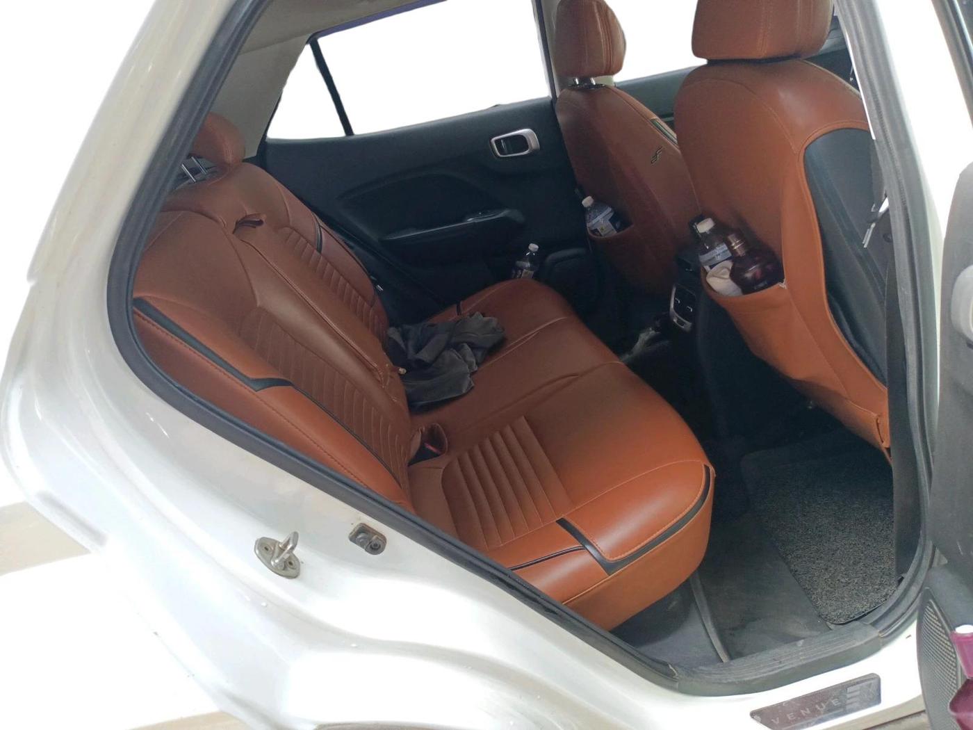 2019 Hyundai VENUE SX(O) 1.4 CRDI, Diesel, Manual, 1,86,654 km, interior