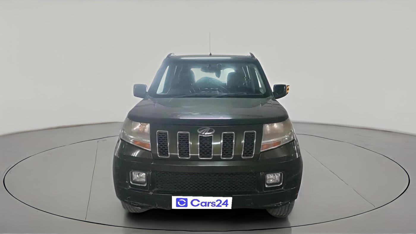 2016 Mahindra TUV300 T8, Diesel, Manual, 2,35,899 km, exterior