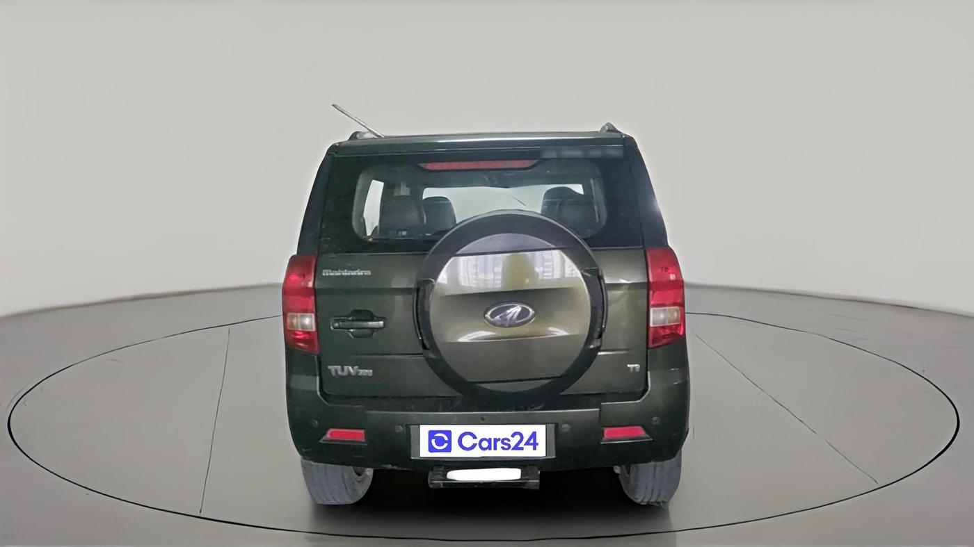 2016 Mahindra TUV300 T8, Diesel, Manual, 2,35,899 km, exterior