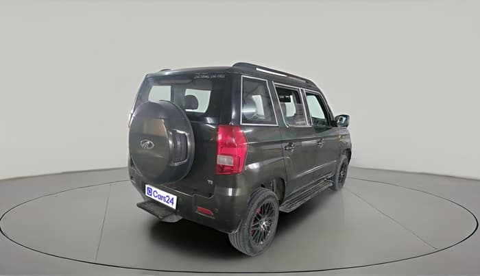 2016 Mahindra TUV300 T8, Diesel, Manual, 2,35,899 km, exterior