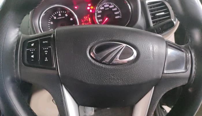 2016 Mahindra TUV300 T8, Diesel, Manual, 2,35,899 km, interior