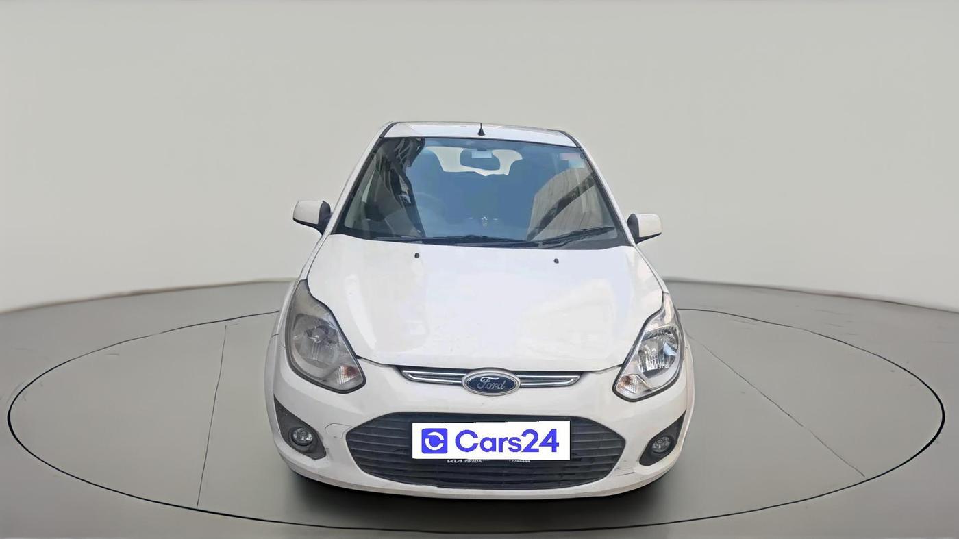 2013 Ford Figo TITANIUM 1.4 DIESEL, Diesel, Manual, 2,15,816 km, exterior