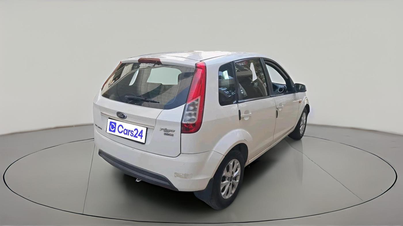 2013 Ford Figo TITANIUM 1.4 DIESEL, Diesel, Manual, 2,15,816 km, exterior