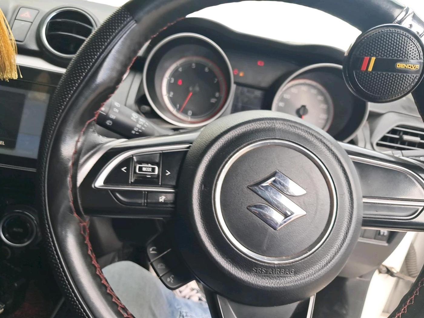 2022 Maruti Swift ZXI, Petrol, Manual, 77,820 km, interior