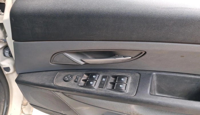 2012 Fiat Grand Punto DYNAMIC 1.3, Diesel, Manual, 1,05,783 km, interior